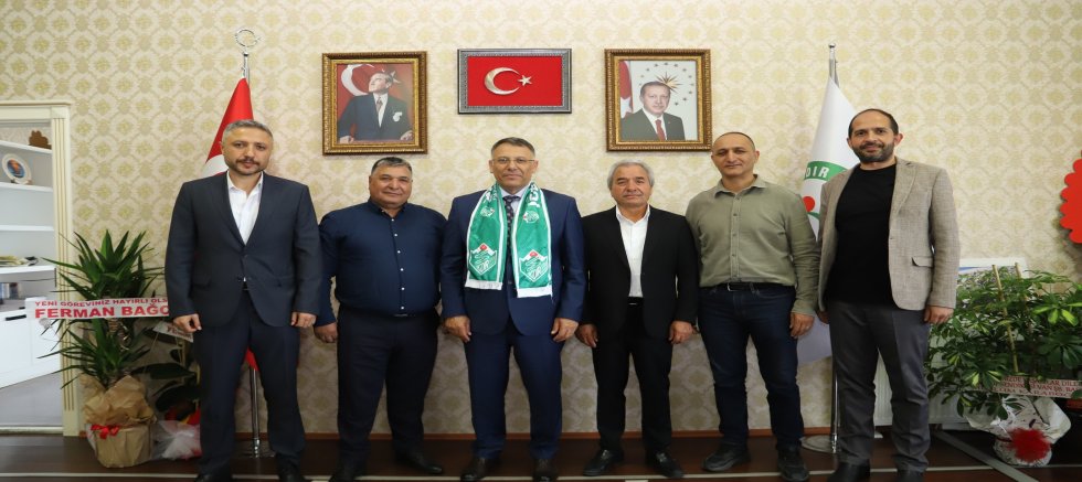 Iğdır FK’dan üniversiteye forma dostluğu